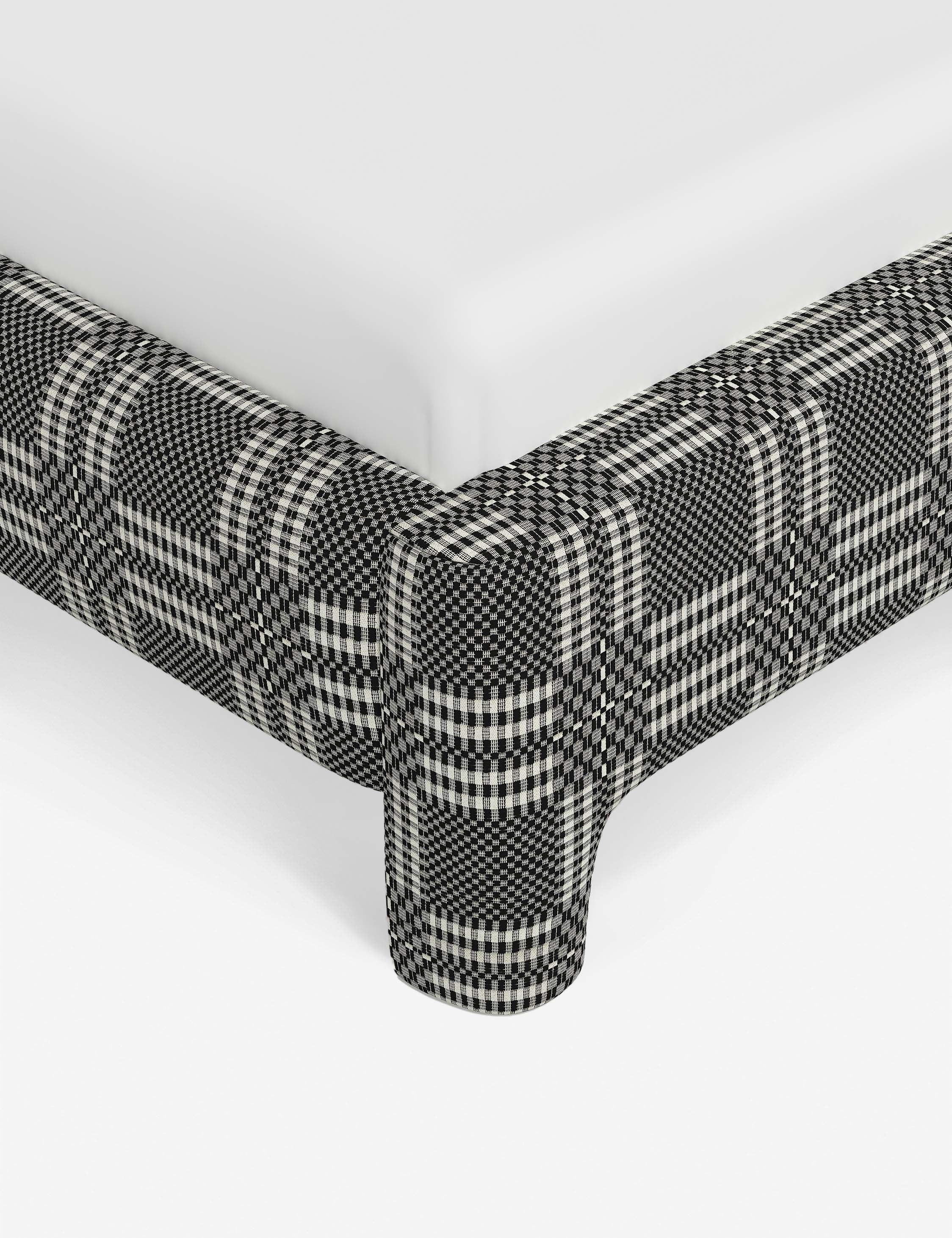 Kaisley Platform Bed