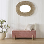 Banc de rangement en chenille rose