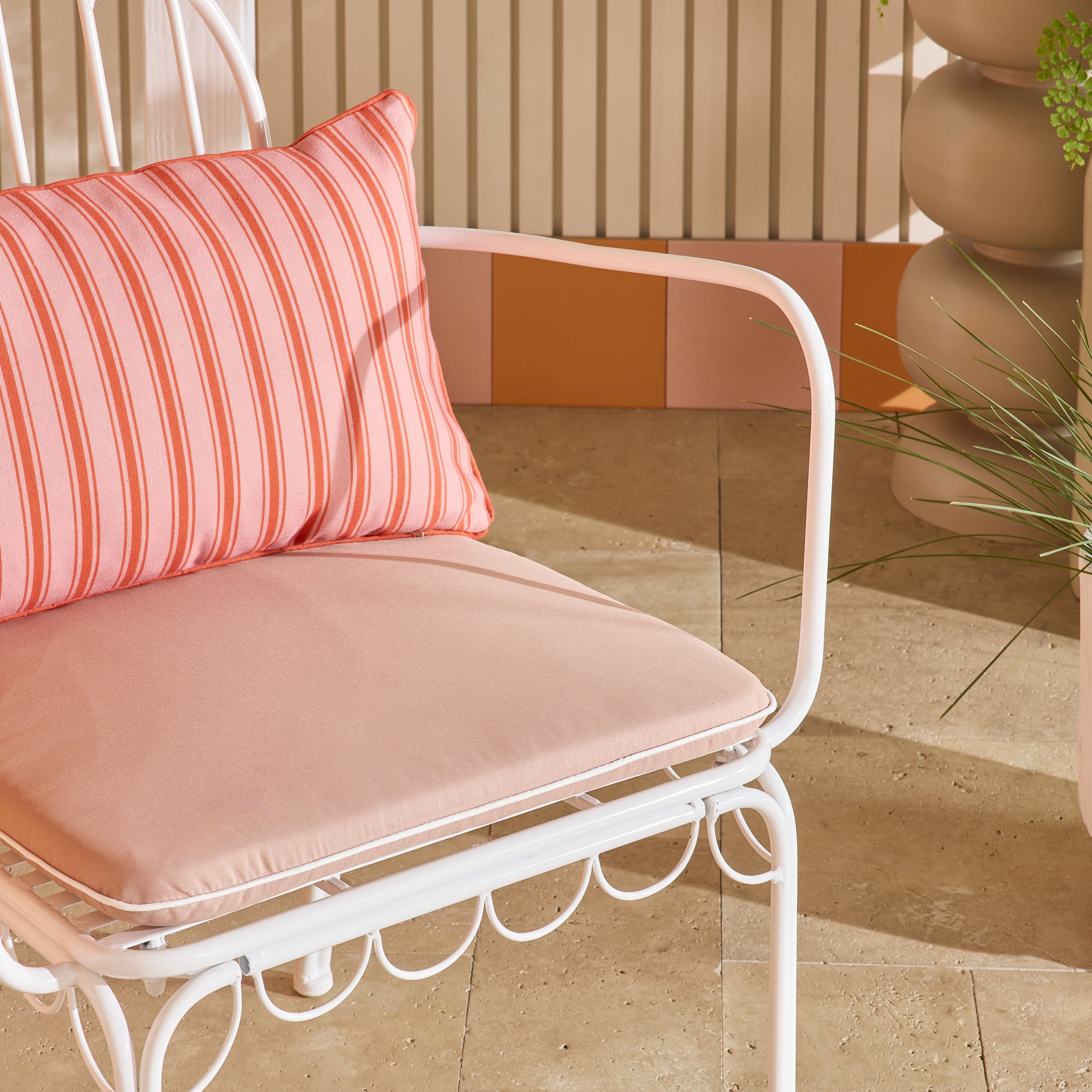 Scalloped Iron Outdoor Chair White with Pink Cushion