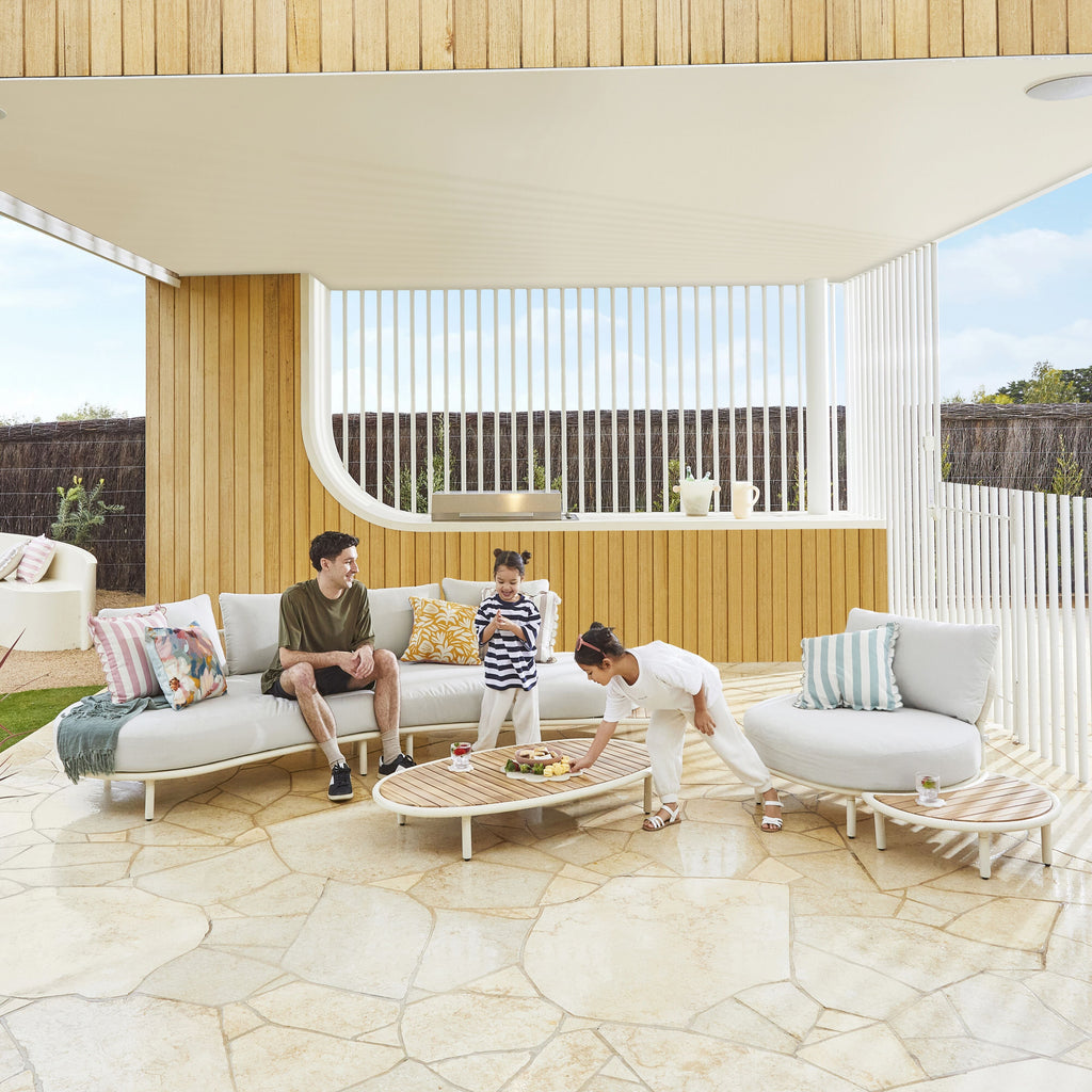 Curved Aluminium Outdoor Armchair Natural