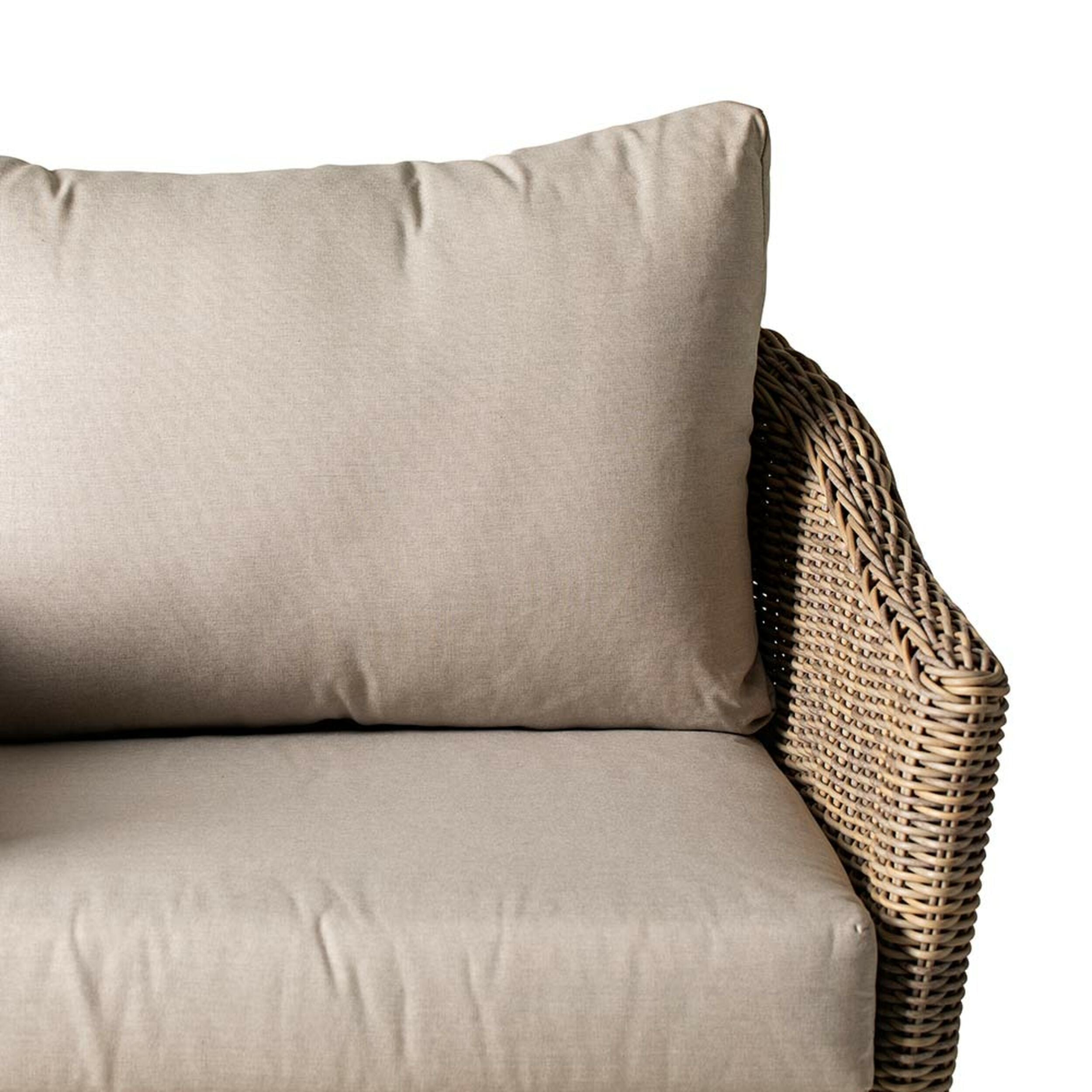 Hamptons Wicker Outdoor Armchair Natural